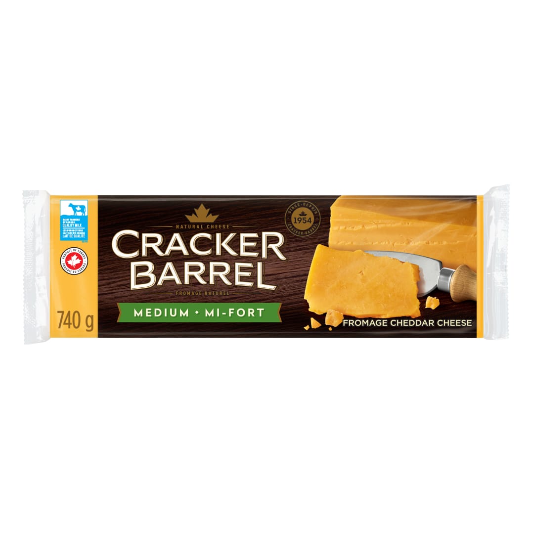 Cracker Barrel Medium Cheddar Cheese, 740g