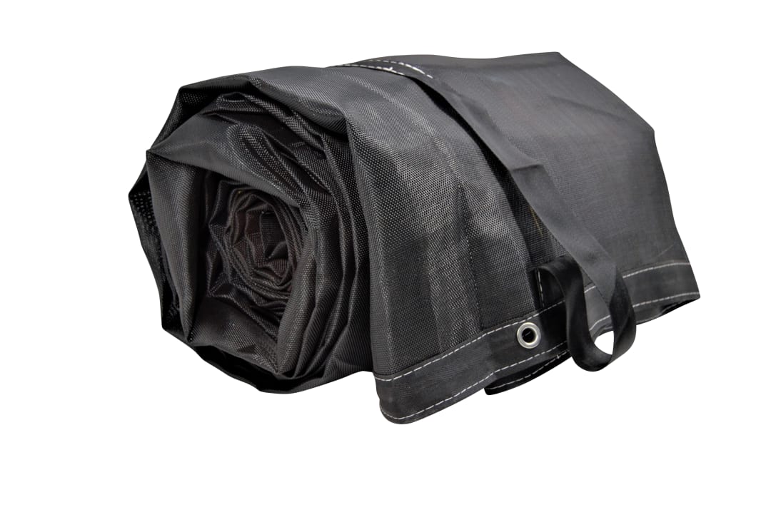 8'6" x 45' Flat Screen Tarp with Hand Loop