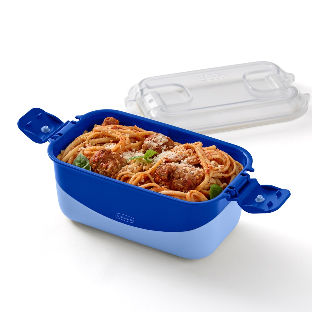 Rubbermaid Pack & Go 890 mL Rectangle Microwaveable Container, 100% Leakproof Meal Prep Container, Dishwasher-Safe and Microwave-Safe