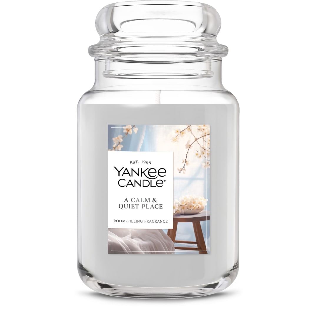Yankee Candle® Large Jar Scented Candle with up to 150 Hour Burn Time, Premium Plant Wax Blend for Consistent Burn, 22 oz Jar Candle with Room Filling Fragrance, A Calm & Quiet Place