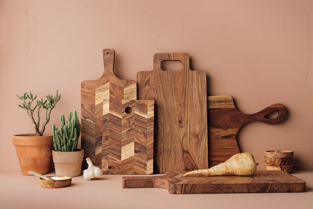 Acacia Chevron Serving Board 10 inch