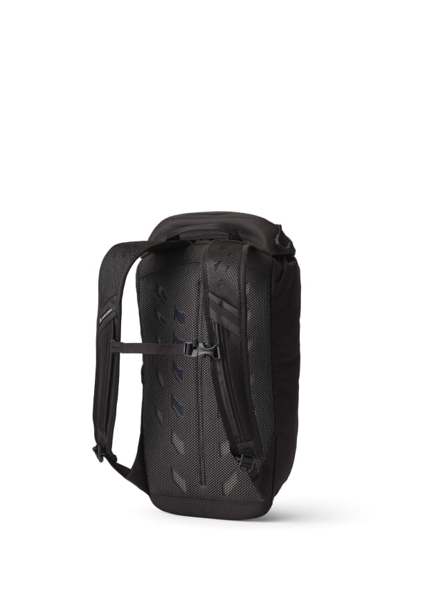 Nano 16 - Crux Black