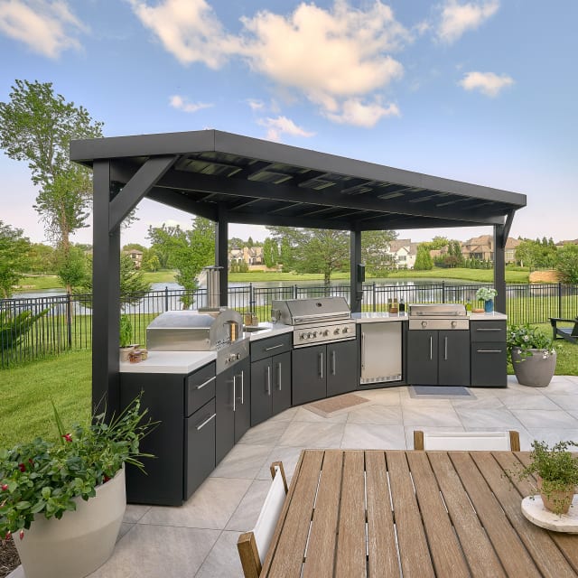 Edgemont Cove Outdoor Kitchen