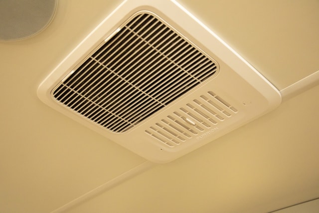 Furrion Chill® RV AC Standard Air Distribution Box for Electronic Control/Thermostat (R410A Refrigerant Compatible) #FACT12CA-PS