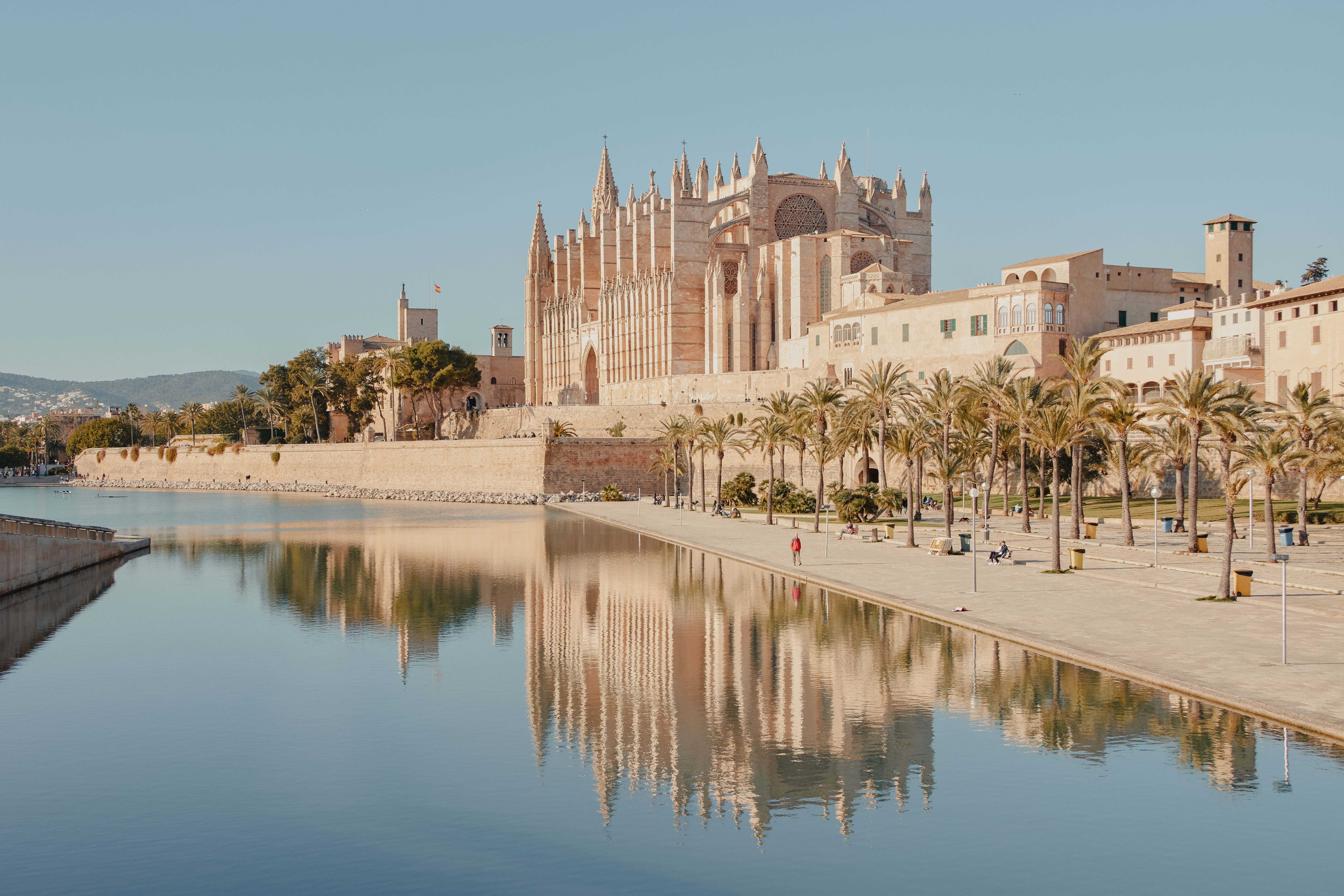 Barcelona → Fusina (Venice) (10 nights)