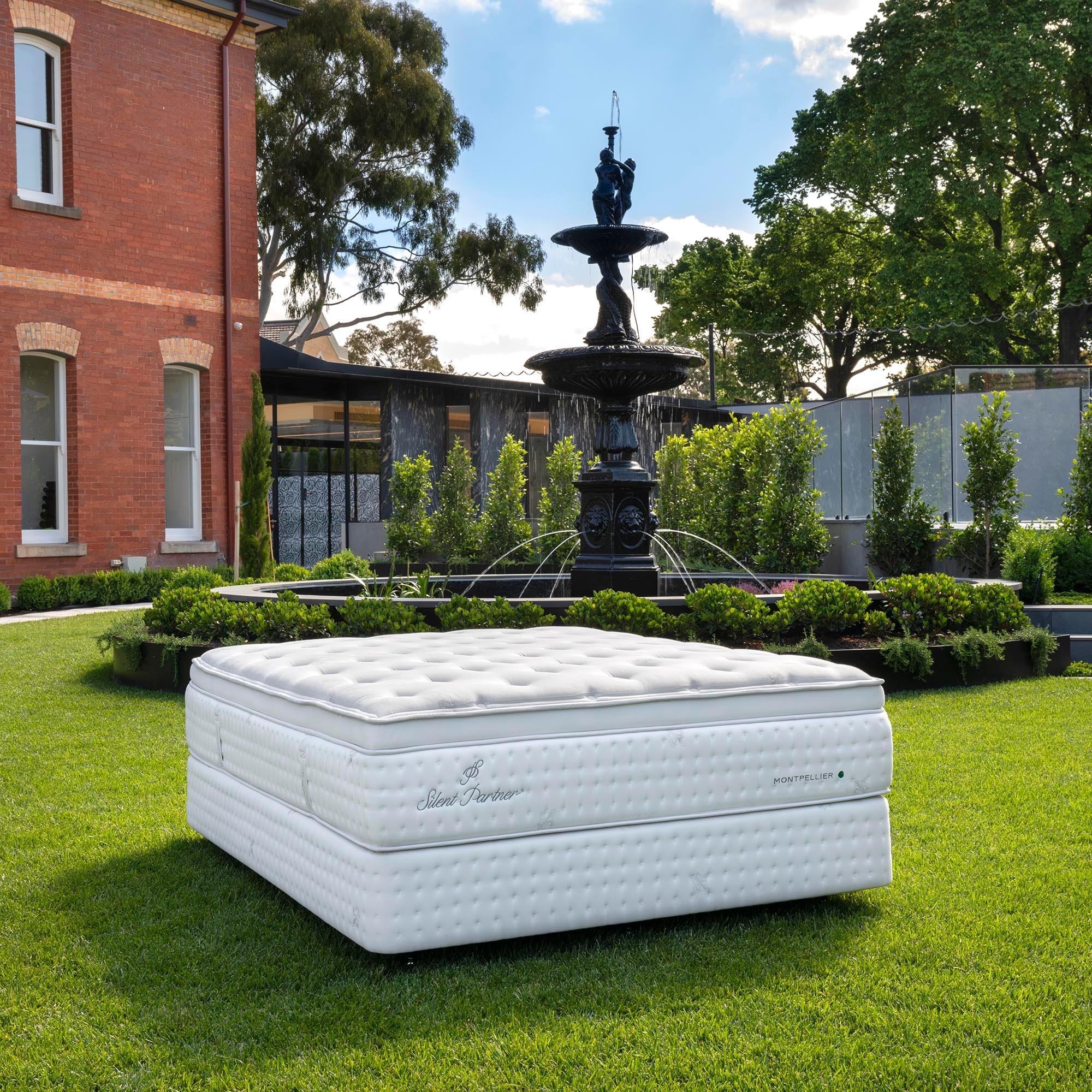 Lifestyle image of the  Silent Partner Bordeaux Chaumont Montpellier Base from Forty Winks