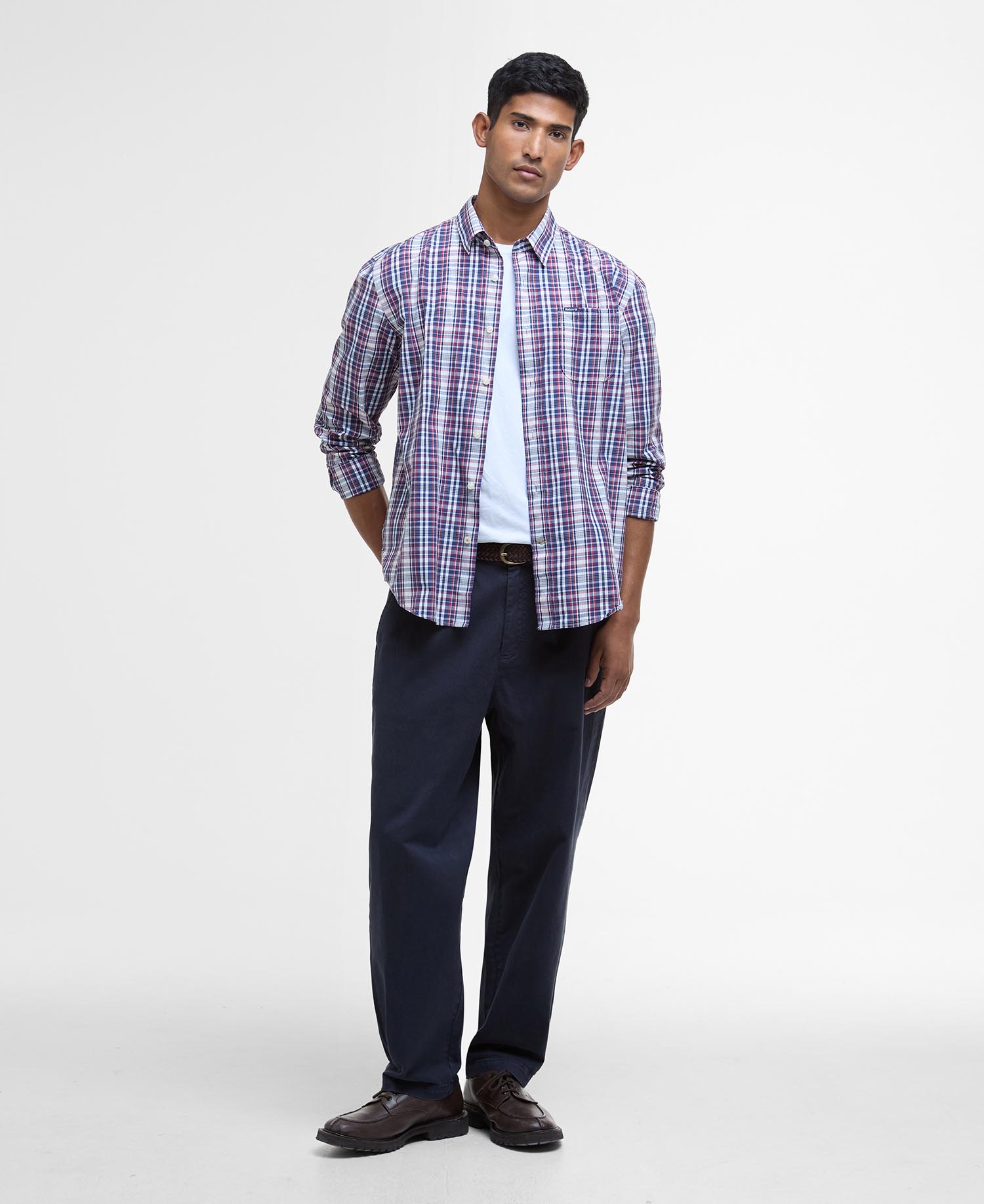 Linford Comfort Tailored Long-Sleeved Shirt image number 1