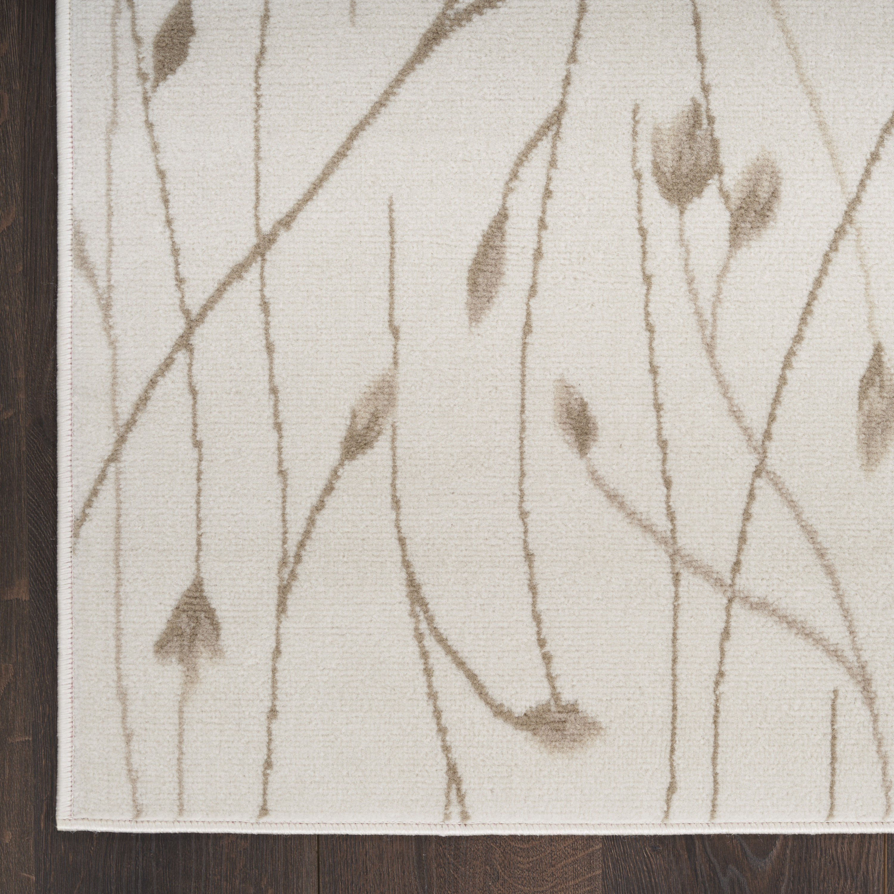 Nourison Grafix 2' x 4' Ivory Beige Modern Indoor Rug