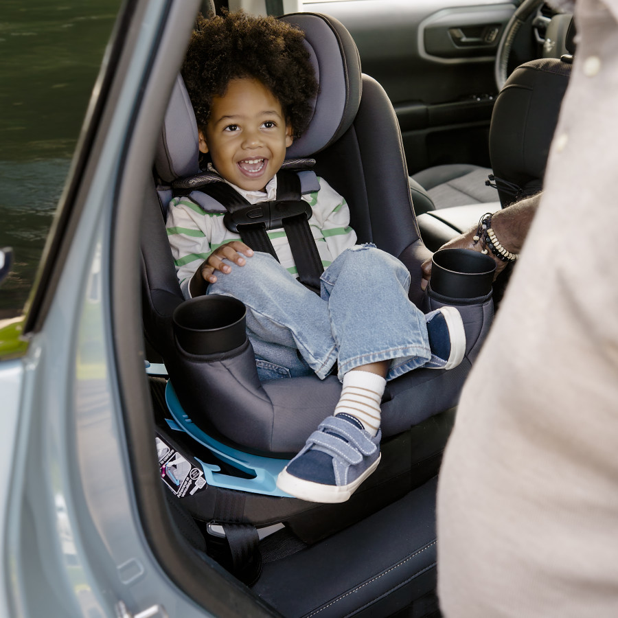 REO by Revolve360 Rotational Convertible Car Seat
