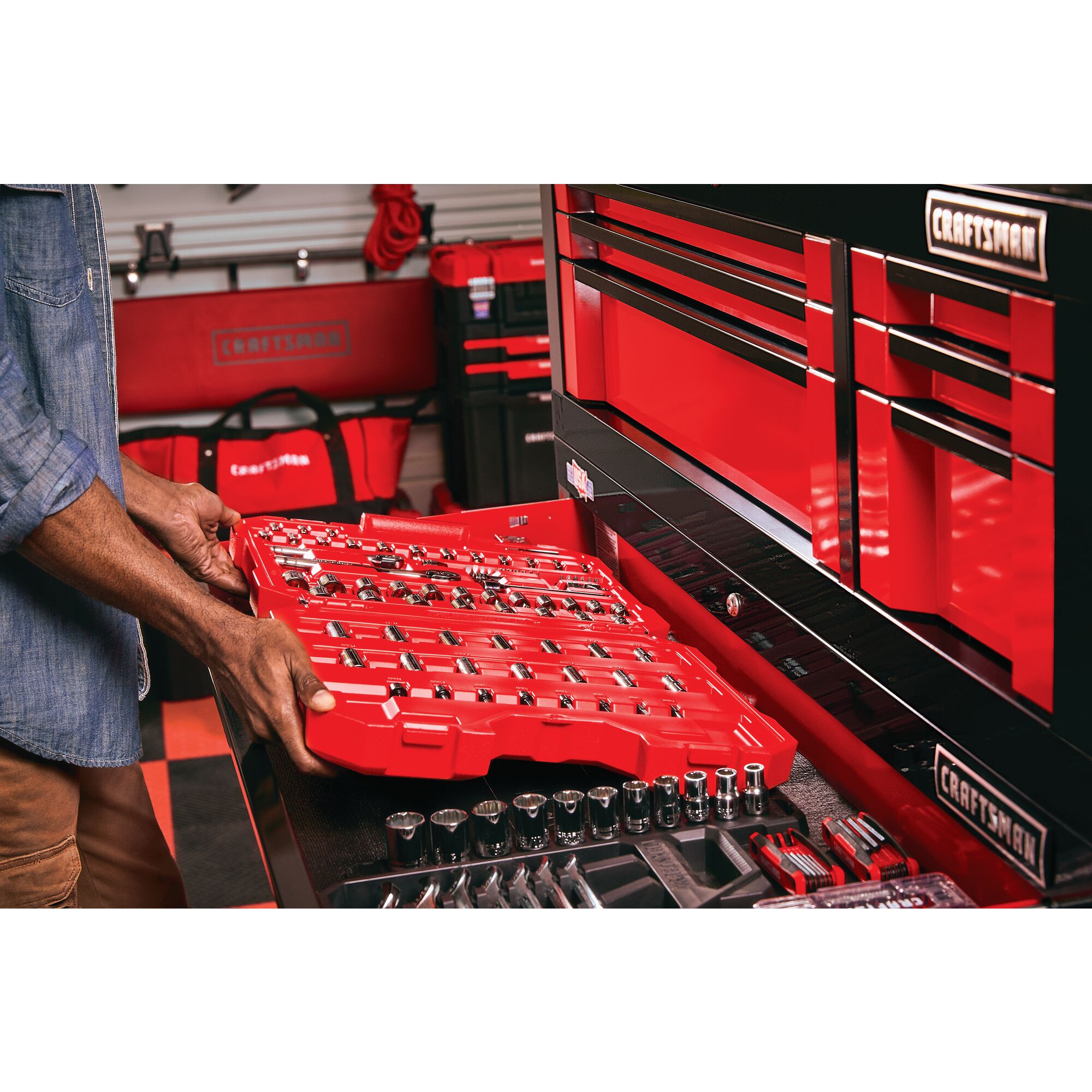 View of CRAFTSMAN Mechanics Tool Set highlighting product features