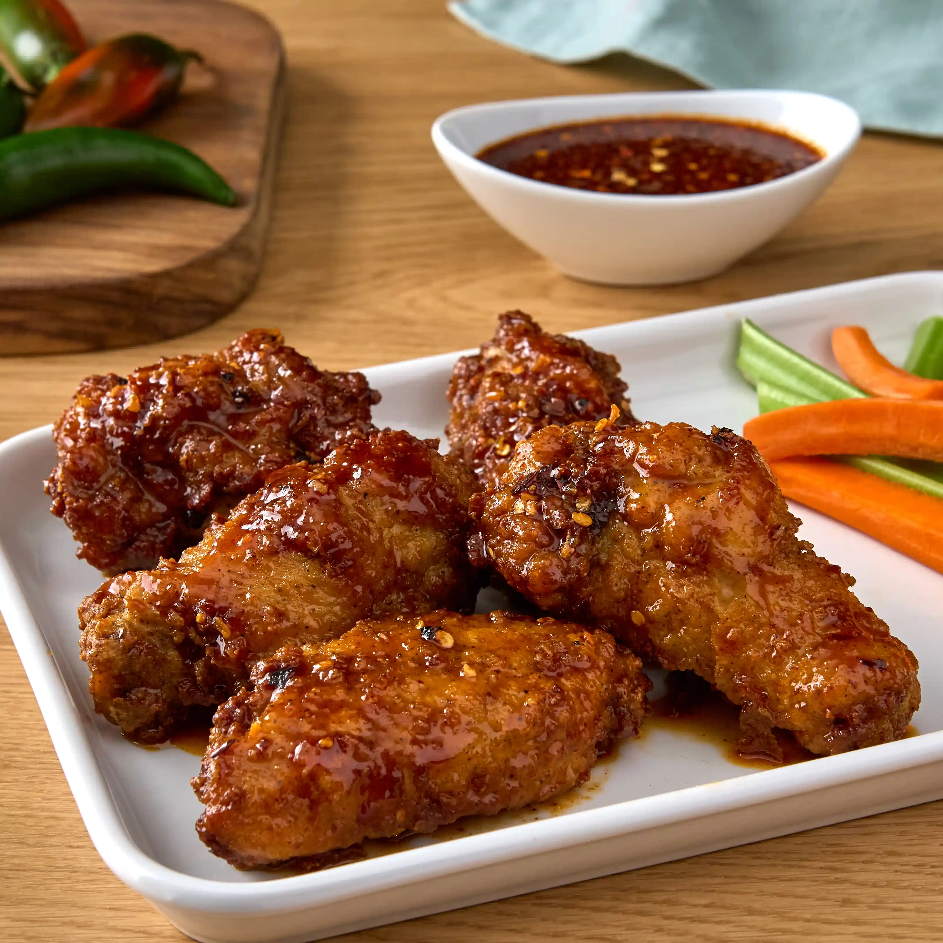 Tyson® W.W. Flyers® Fully Cooked Breaded Bone-In Chicken Wing Sections, Jumbo https://images.salsify.com/image/upload/s--y1z_8ZZ4--/q_25/46822396273ef8c96886bb907807b6dd3ffa7aa9.webp