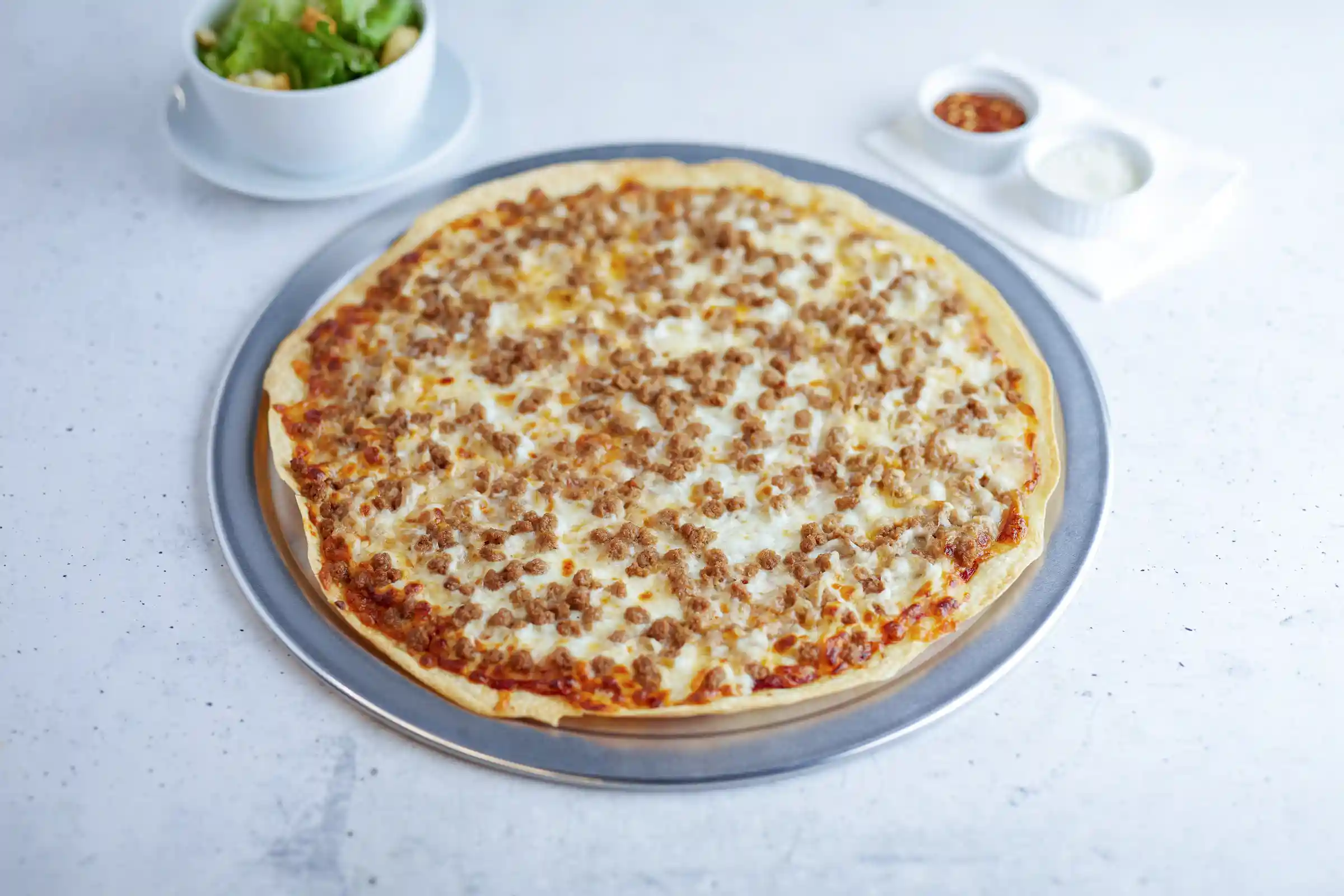 Hillshire Farm® Cooked Pizza Topping https://images.salsify.com/image/upload/s--_ER8lcYU--/q_25/yvotsc1hguiguigwjhbl.webp
