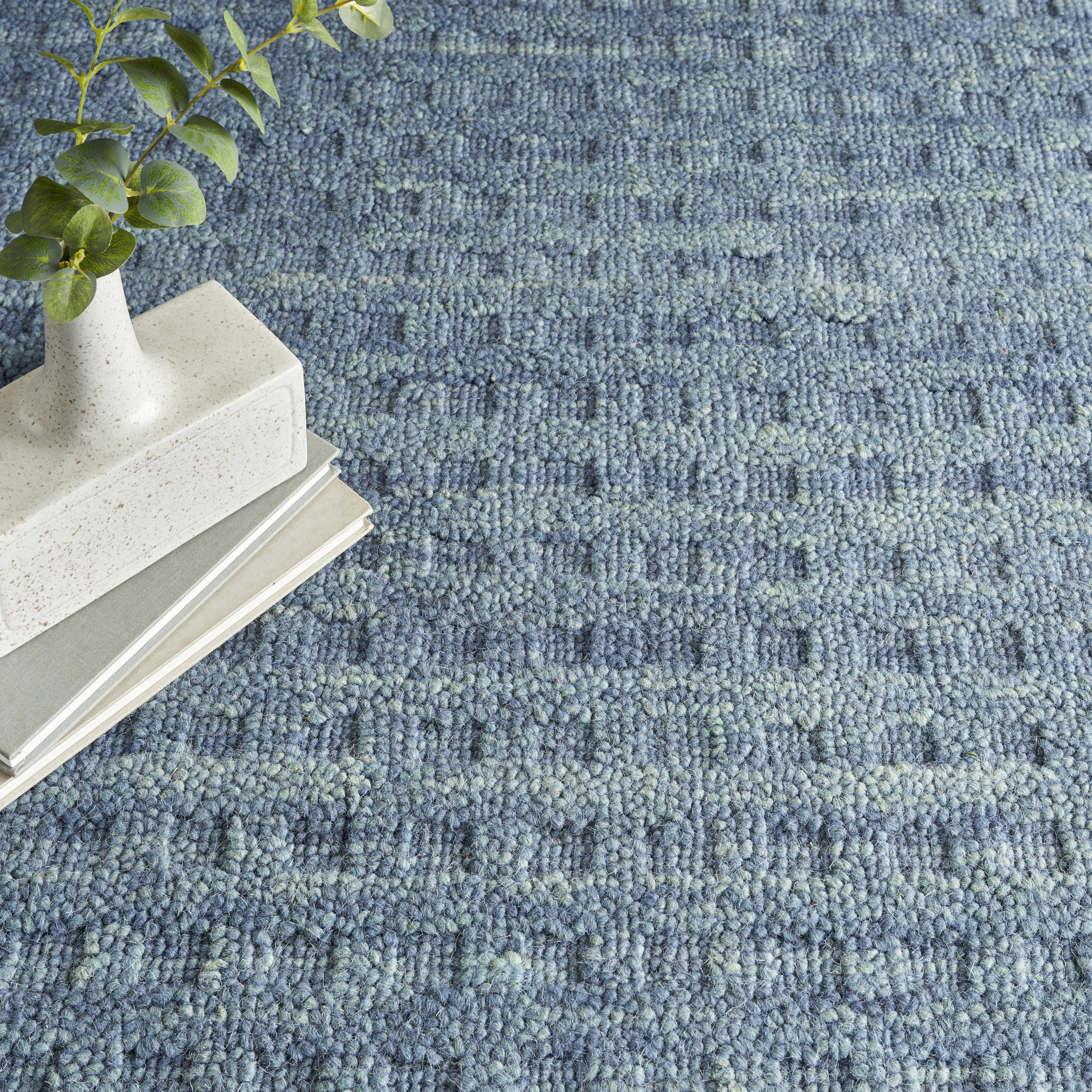 Nourison Marana 5' x 7'6" Navy Contemporary Indoor Rug
