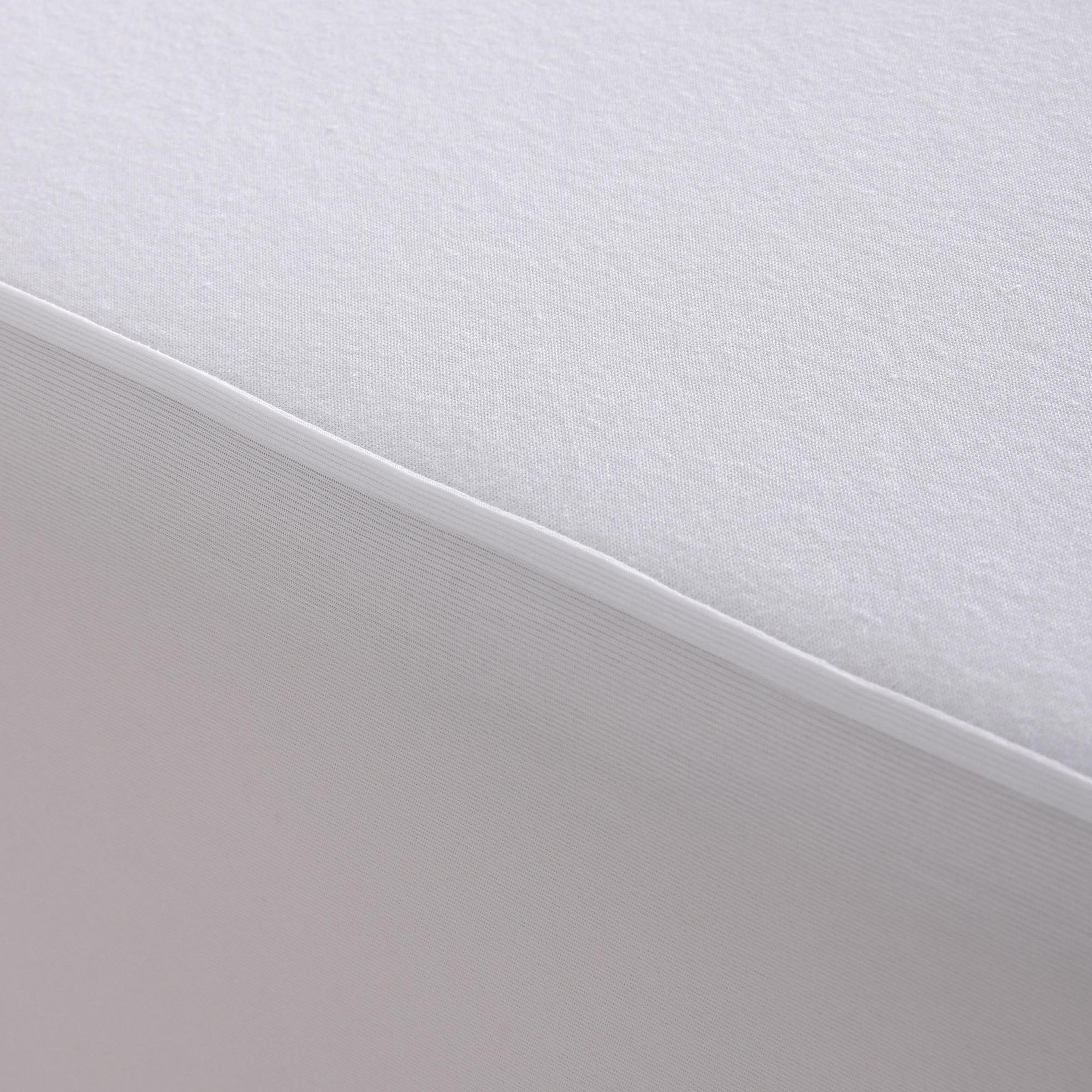 Detail image of the  Bambi Protectiva Bamboo/Cotton Protector from Forty Winks