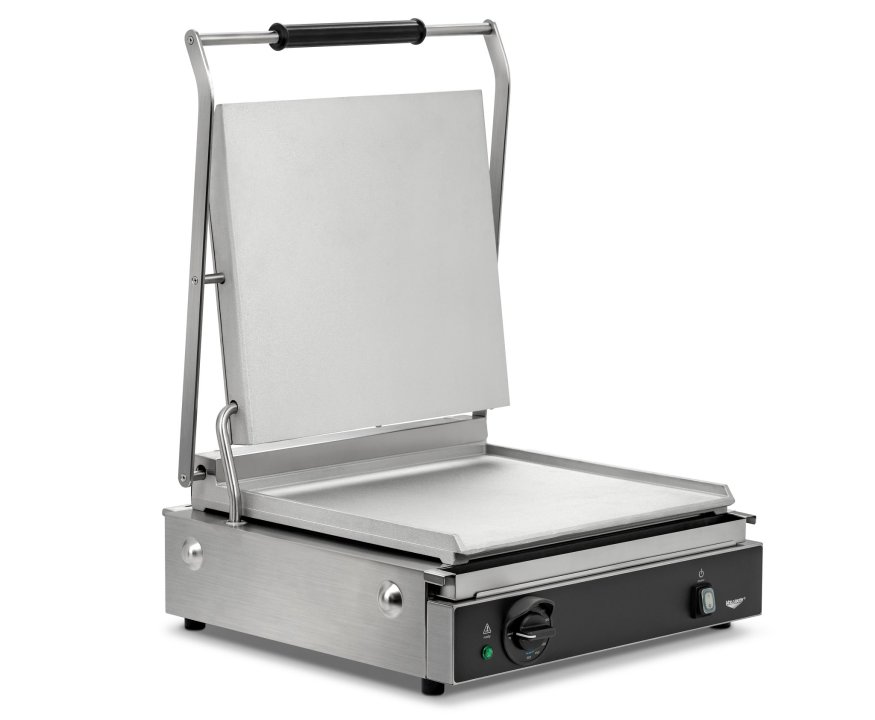 120-volt super-size panini sandwich grill with aluminum flat plates and NEMA 5-15P Plug