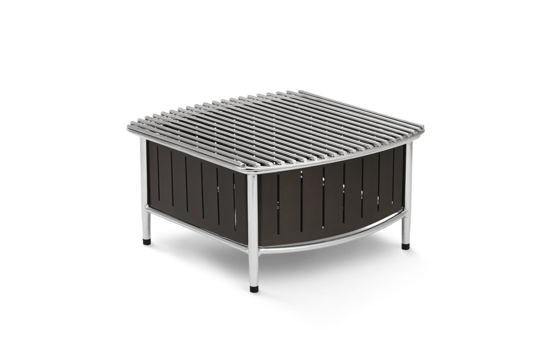 Small contoured buffet station with wire grill in black