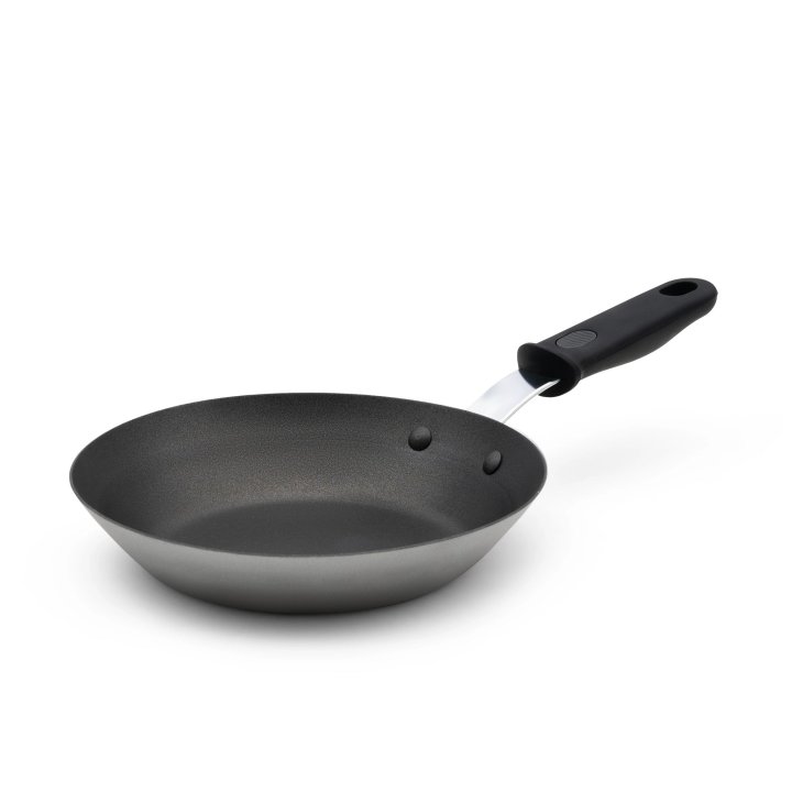 9 ⅜-inch carbon steel induction fry pan with SteelCoat x3™ nonstick coating and silicone handle