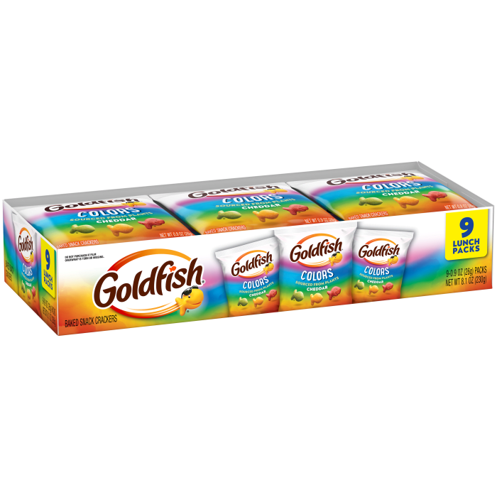 Goldfish® Colors Cheddar, 9 count box, 0.9 oz, bag - Left Angle Image