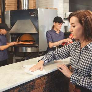 Tork, 1/4 Fold, 1 ply, 10.00"x21.50", Nonwoven Fabric, Food Service Wipers, White