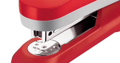 Precision staple guide creates even pressure for reliable jam protection.
