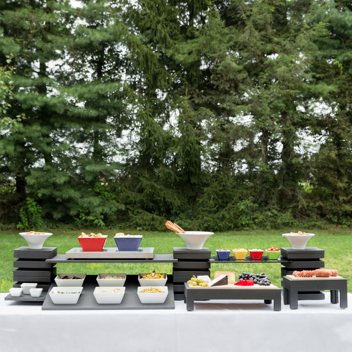 Cubic Display Setup with Cutting Boards