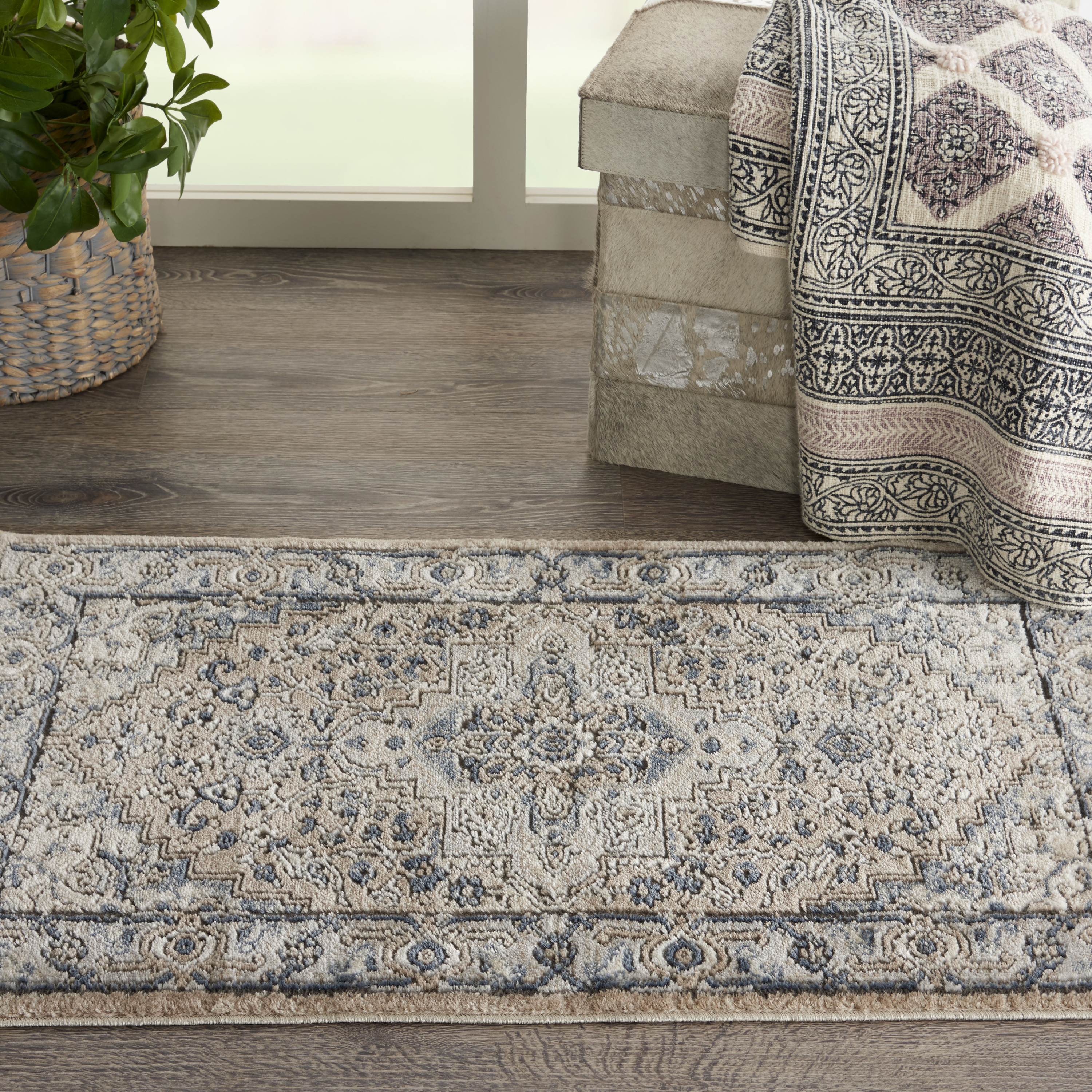Nourison Quarry 2'2" x 3'9" Beige Grey Farmhouse Indoor Rug