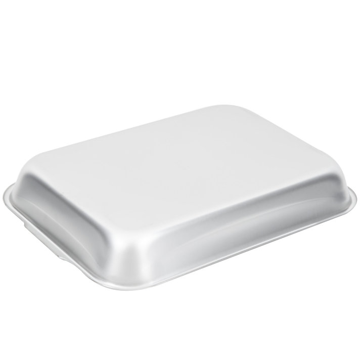 4 ¾-quart stainless steel bake and roast pan in natural finish