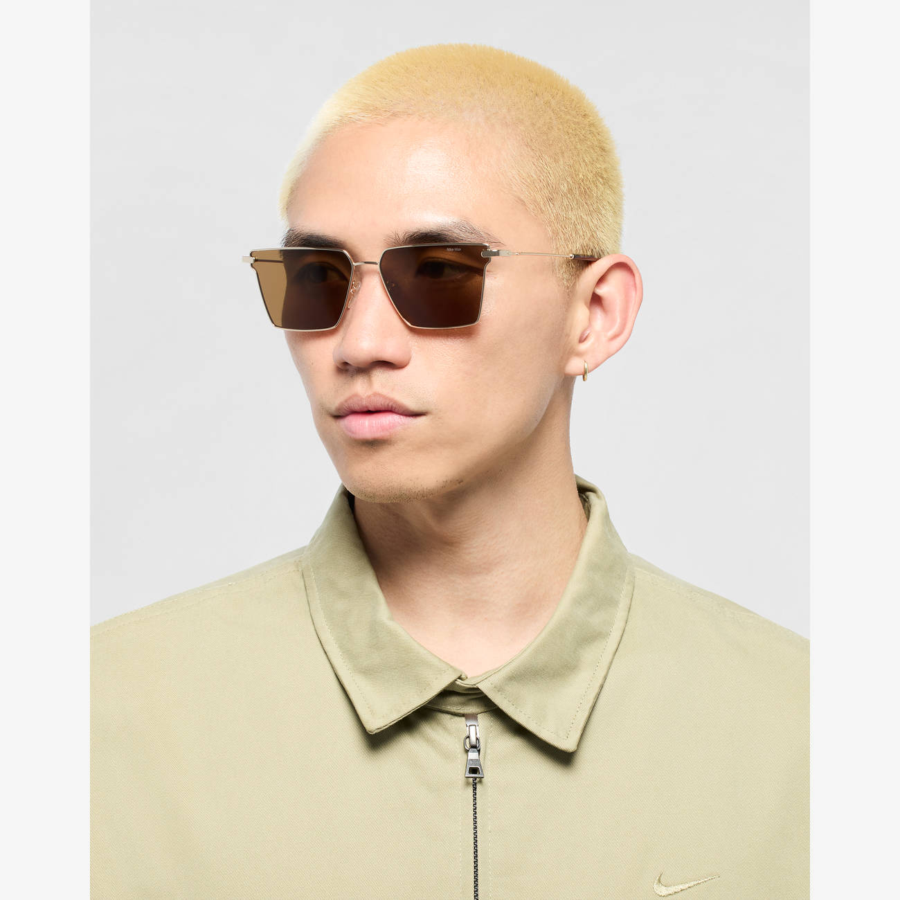 Nike Pursuit Flair Lifestyle Image 2
