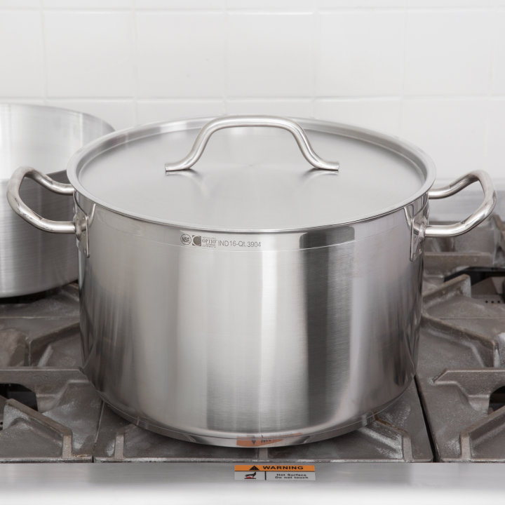 16-quart Optio™ sauce pot with low-domed cover