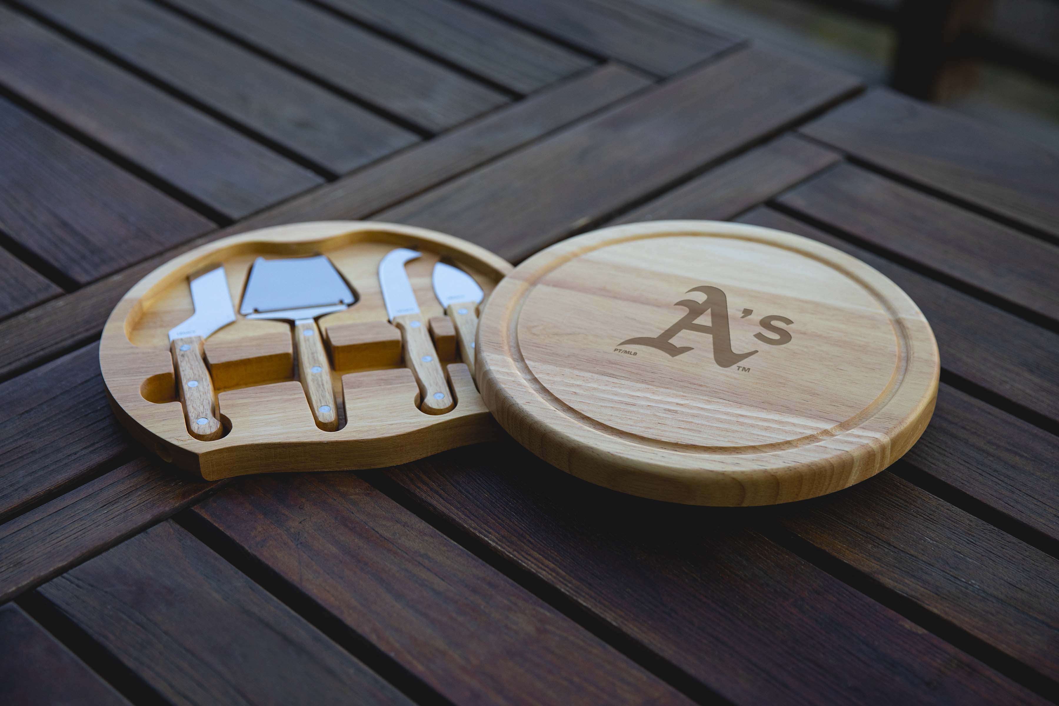 Oakland Athletics - Circo Cheese Cutting Board & Tools Set