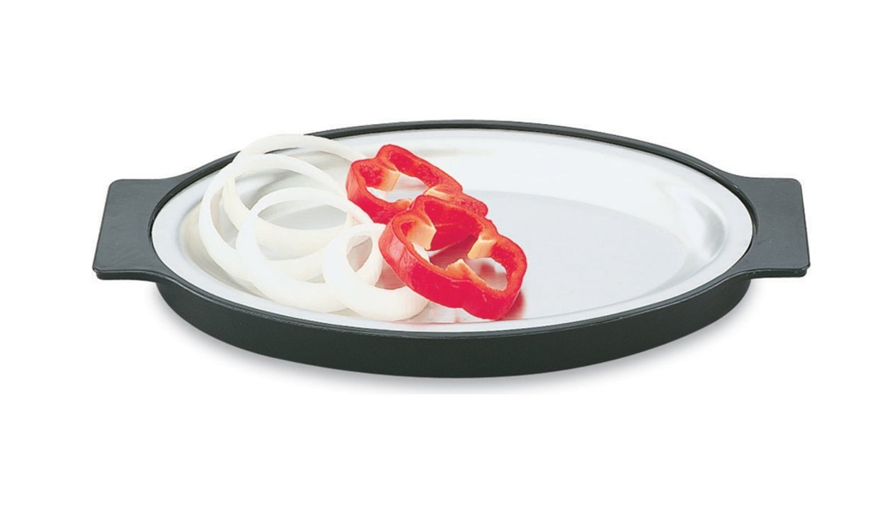 Stainless steel sizzling platter with polyester underliner