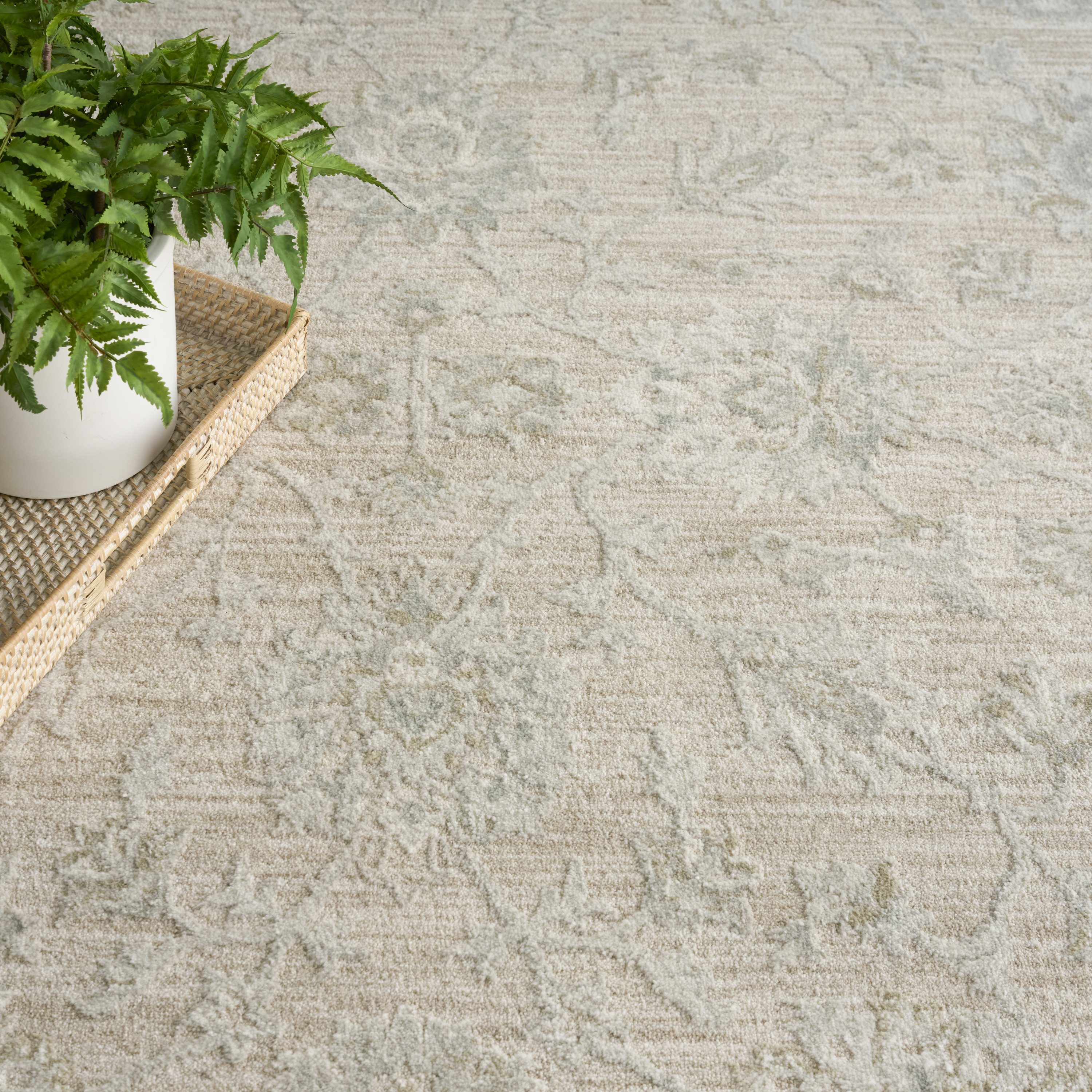Nourison Envy 5'3" x 7'10" Cream Vintage Indoor Rug