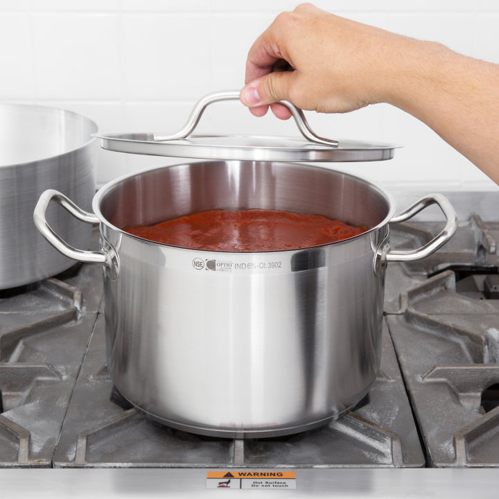 6 ¾-quart Optio™ sauce pot with low-domed cover