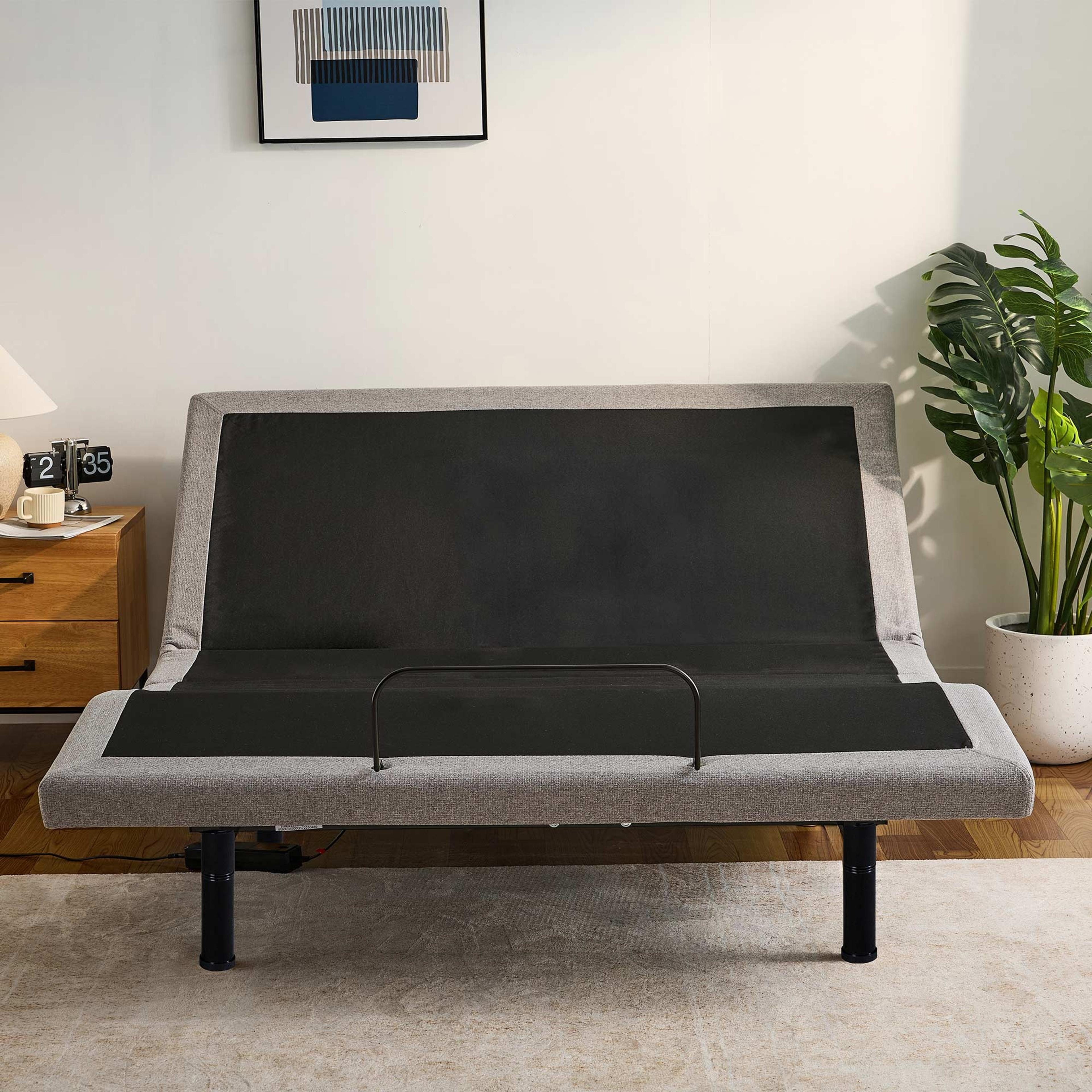 Lifestyle image of the  Mlily Irecover Elite Adjustable Base from Forty Winks