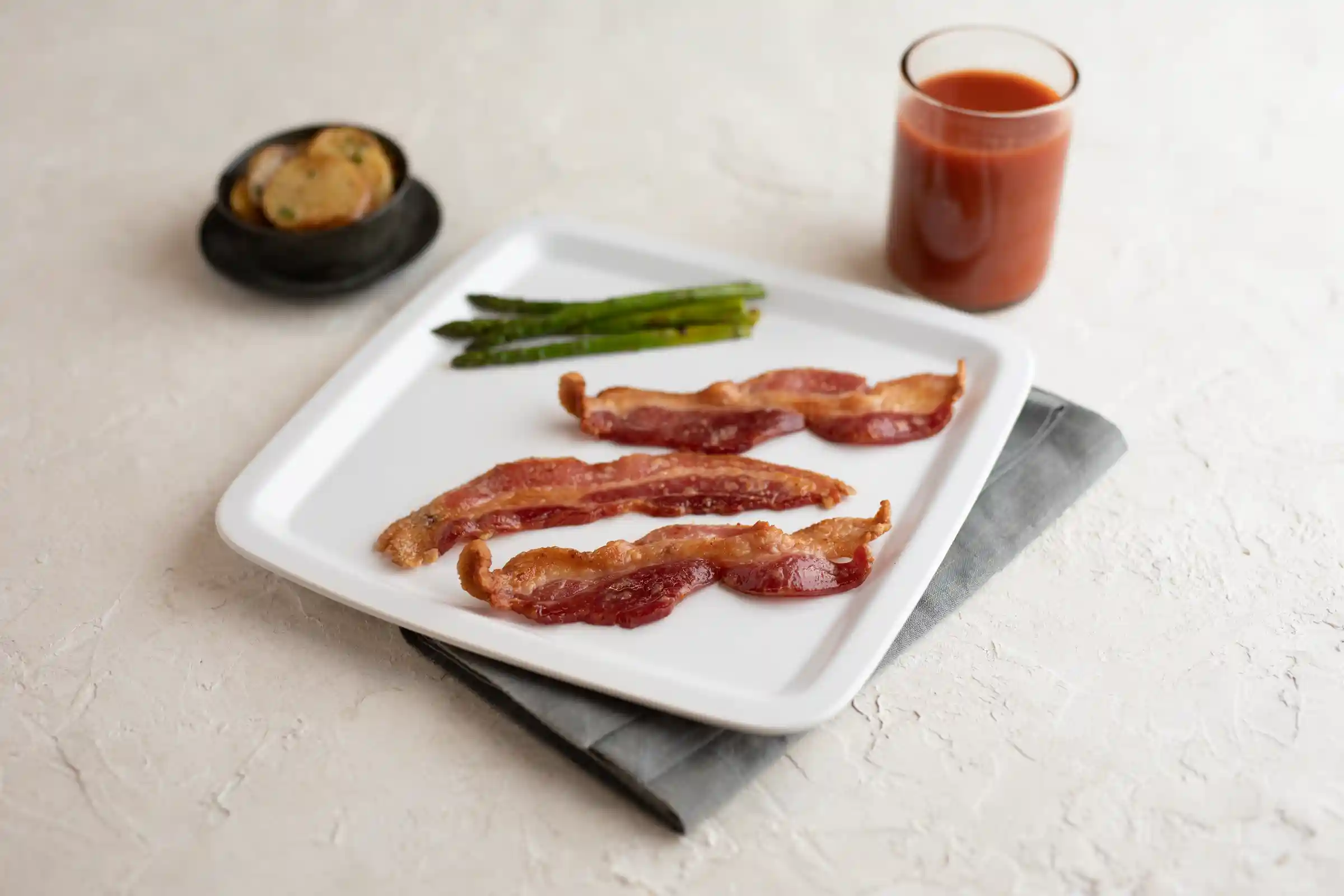 Wright® Brand Naturally Hickory Smoked Thick Sliced Bacon, Bulk, 30 Lbs, 10-14 Slices per Pound, Frozen_image_01