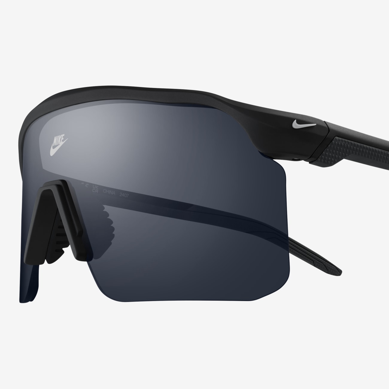 Nike Expedition Shield Style Image