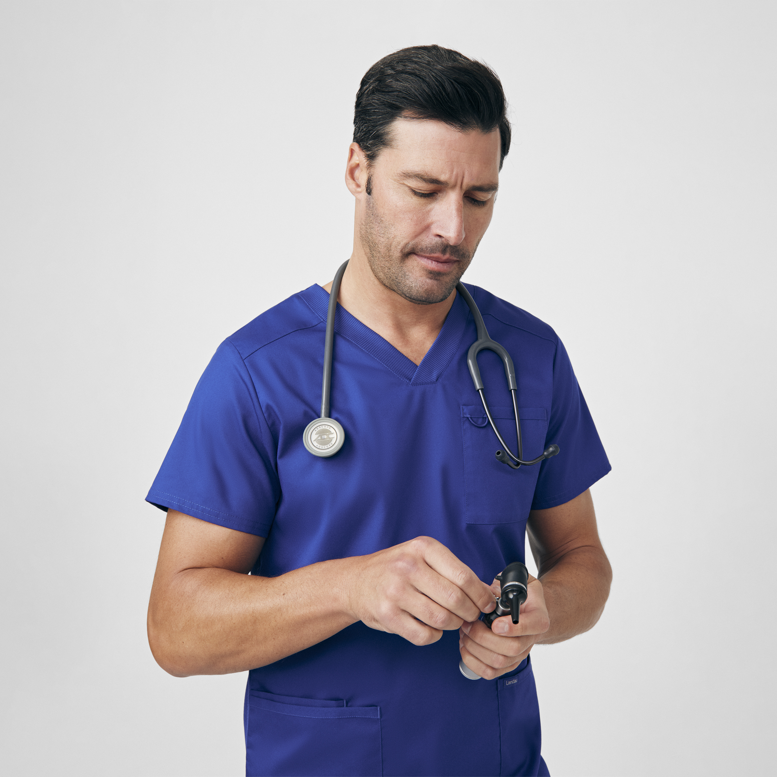 Landau ProFlex Men&#8216;s 4-Pocket V-Neck Scrub Top-Landau