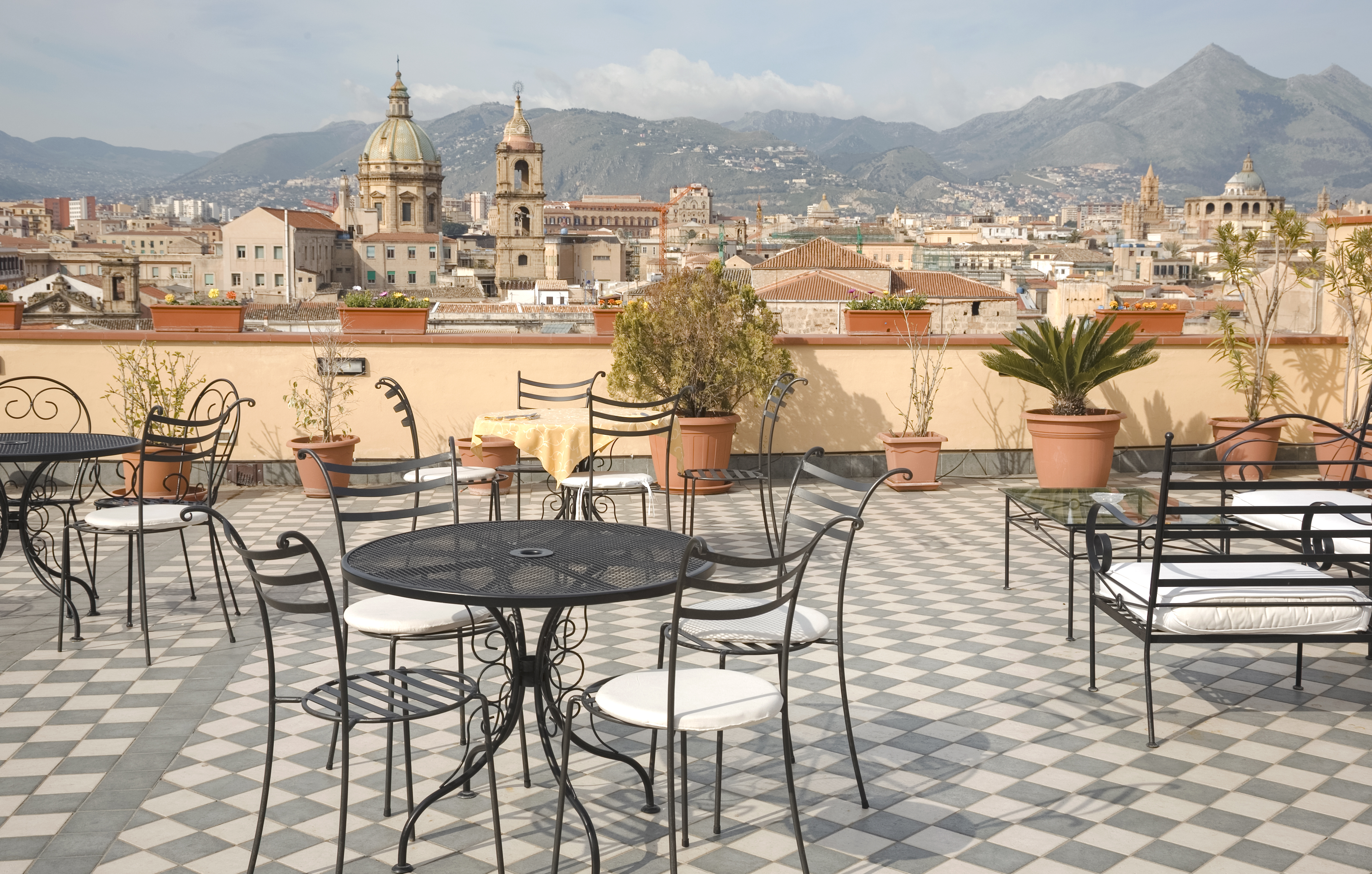 Civitavecchia (Rome) → Barcelona (16 nights)