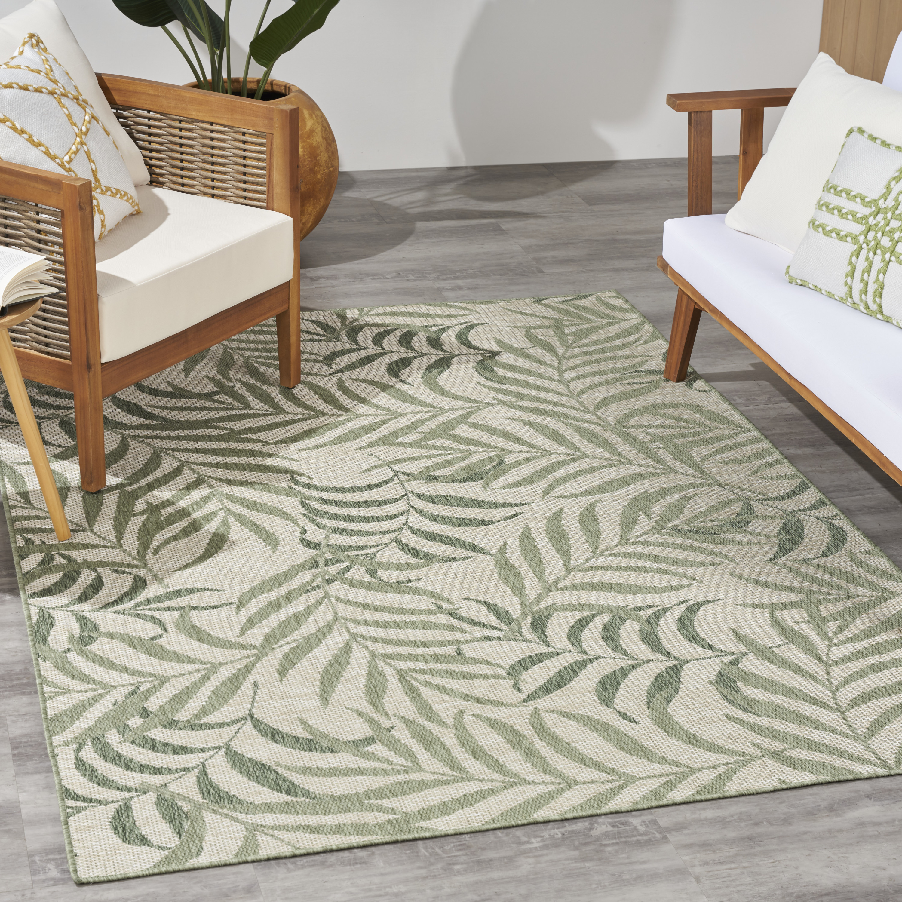 Nourison Garden Oasis 4' x 6' Ivory Green Outdoor Rug