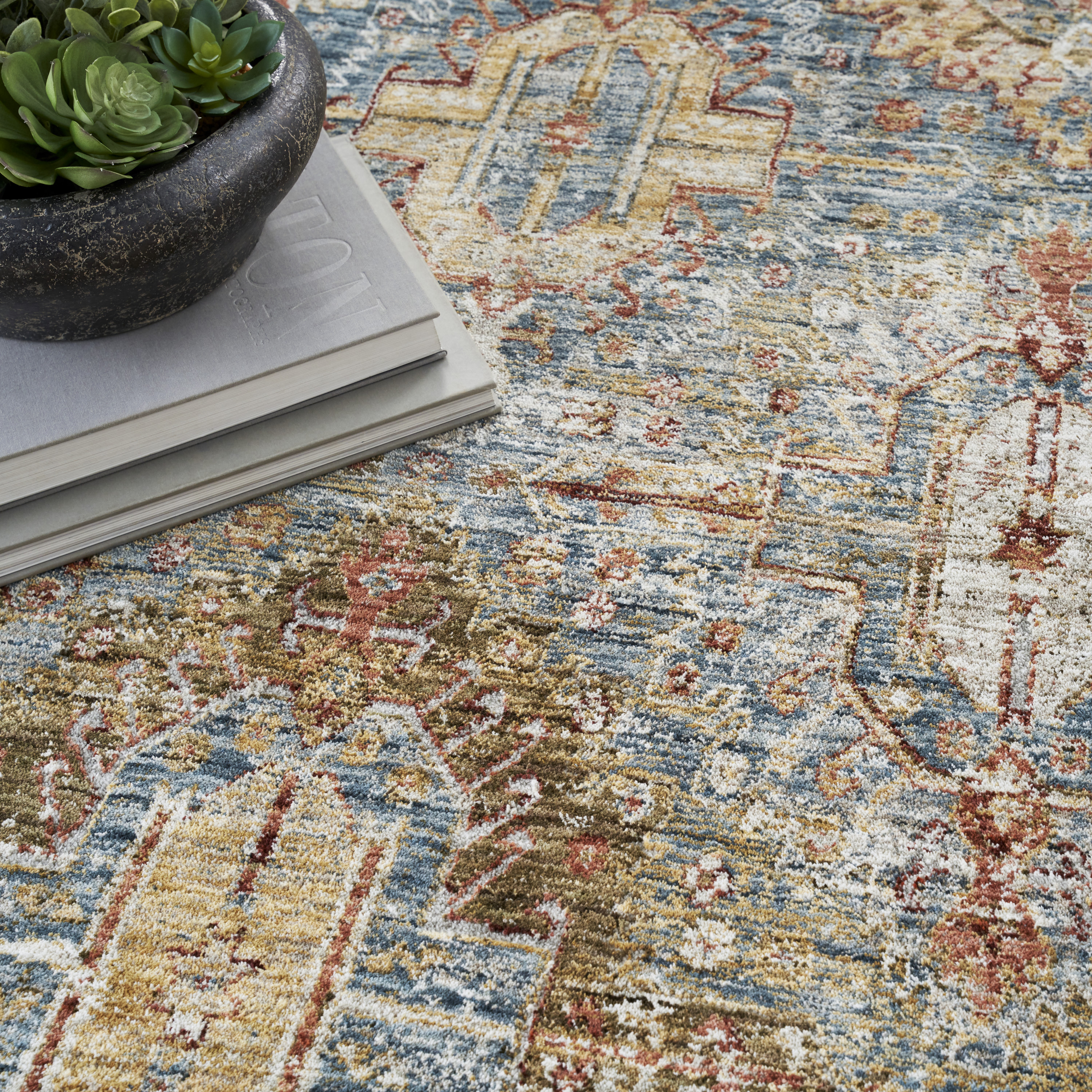 Nourison Sahar 7'10" x 10'4" Blue Vintage Indoor Rug