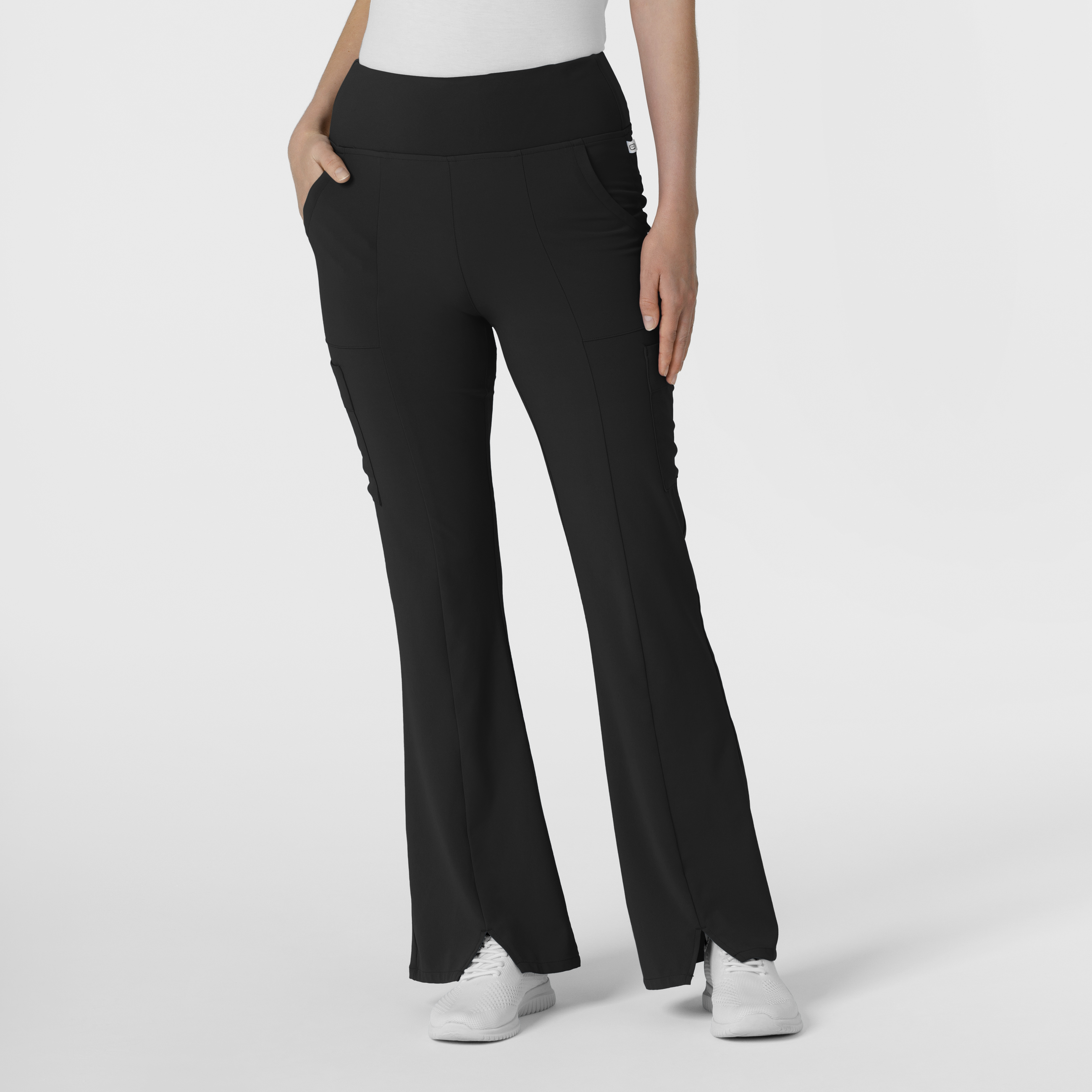 RENEW Women‘s Cargo Flare Scrub Pant-Wonder Wink
