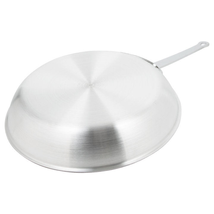 14-inch Arkadia™ aluminum frying pan with nonstick coating
