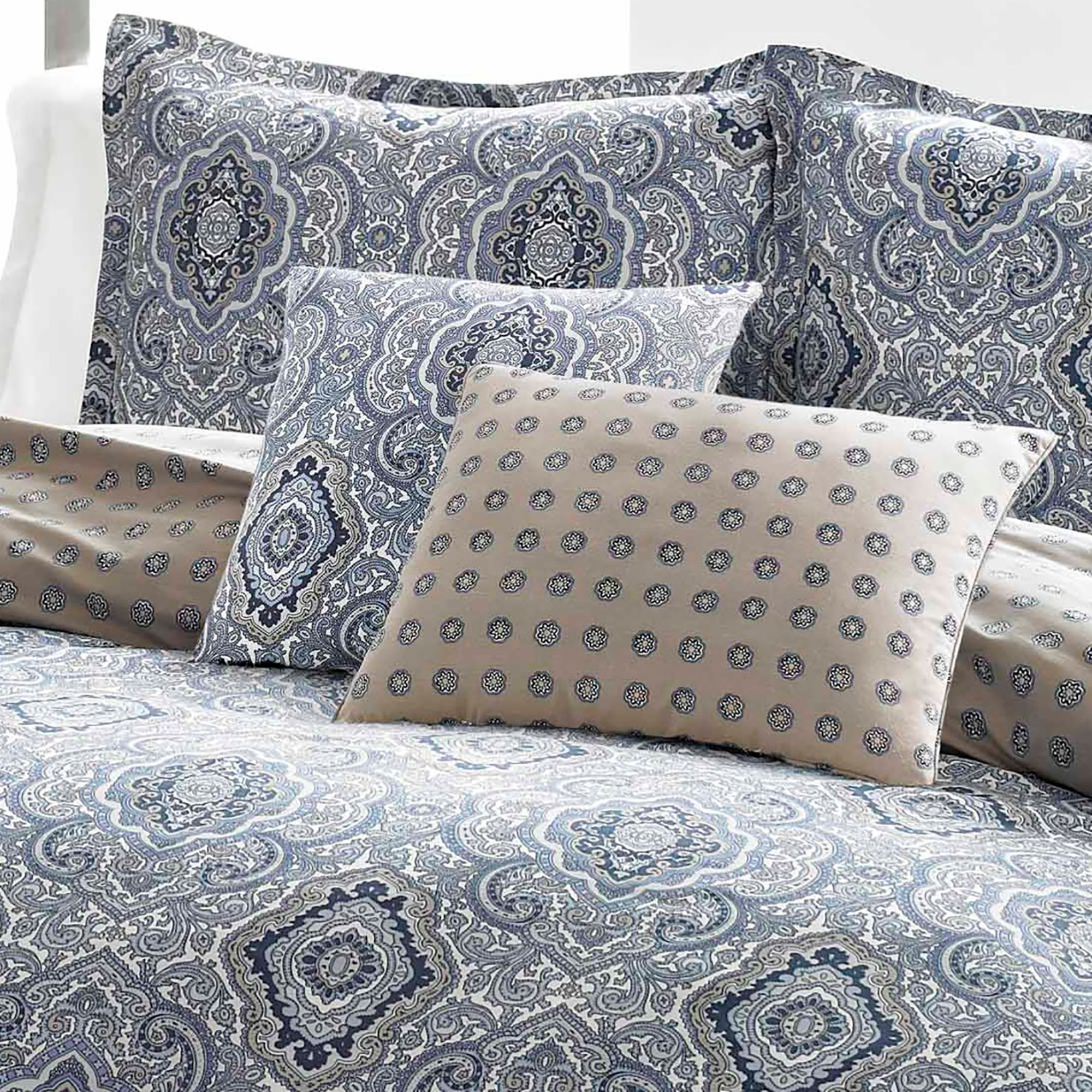 City Scene Milan Cotton Blue 3 Piece Comforter Set-Full/Queen - Picture 12 of 19