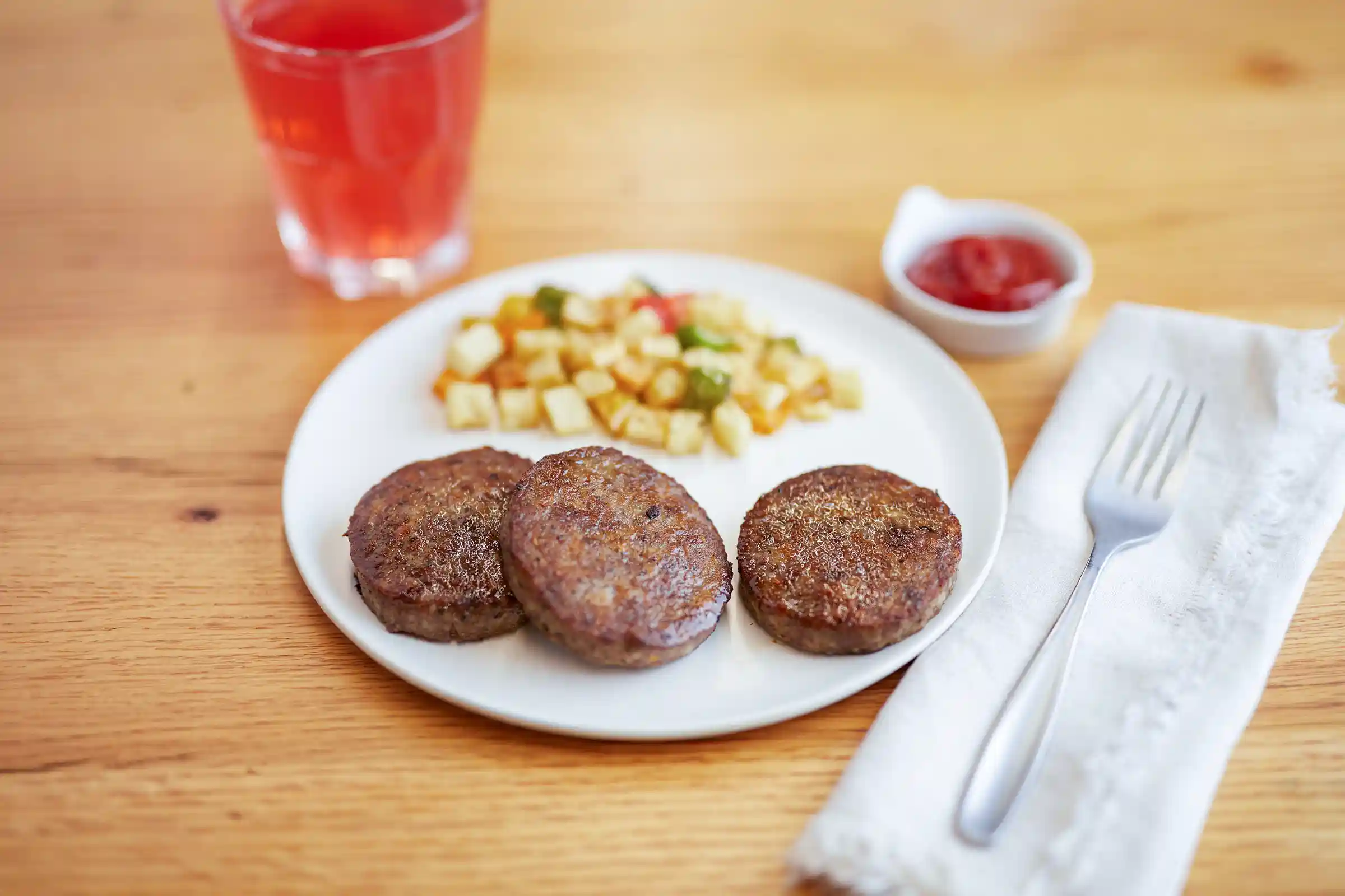 Rudy's Farm® Raw Whole Hog Country Style Sausage Patties, 2.875 Inch, 2.0 oz_image_01