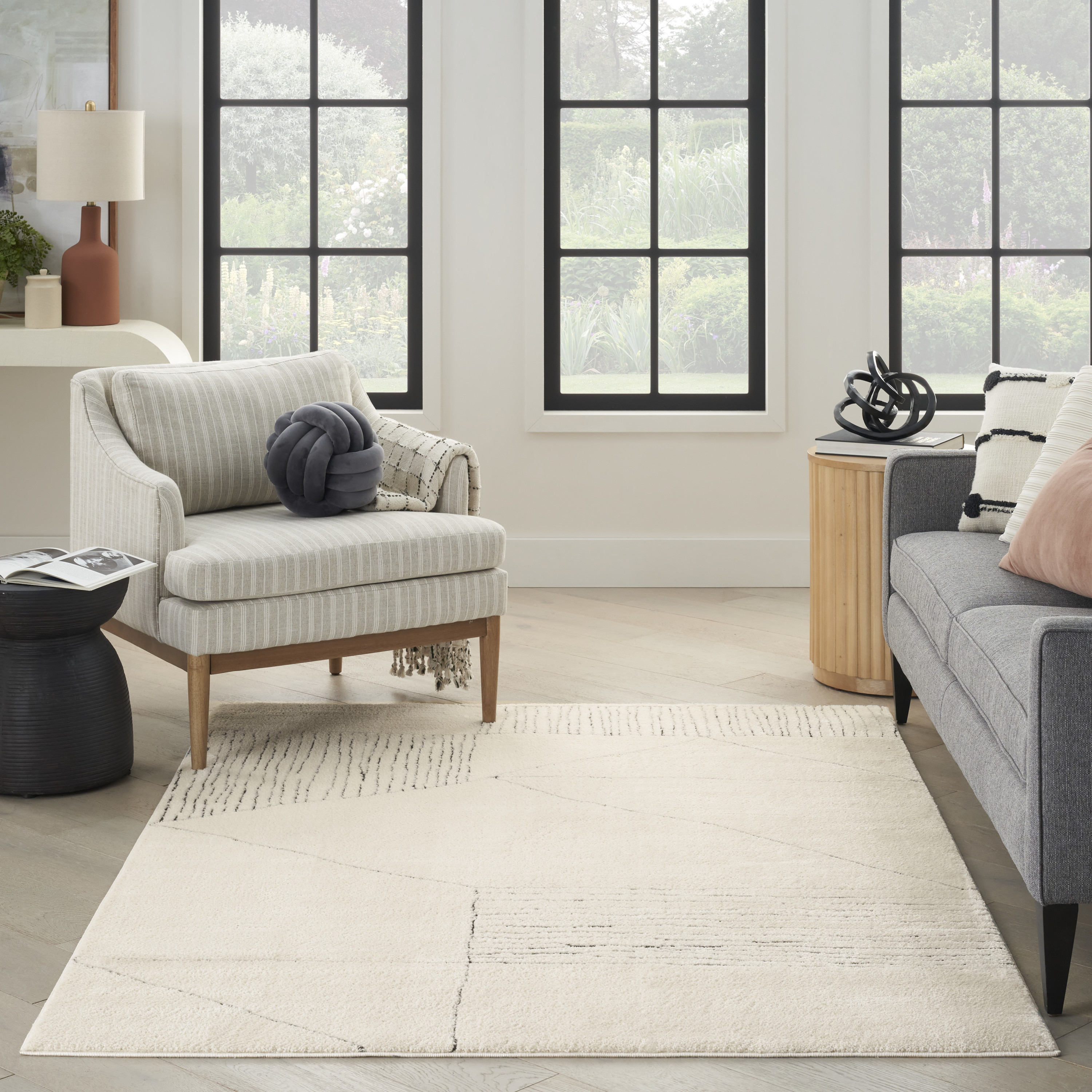 Nourison Modern Comfort 5'3" x 7' Ivory Black Scandinavian Indoor Rug