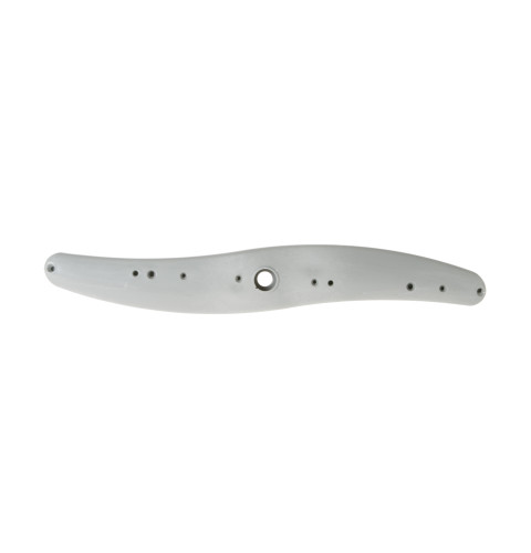 Dishwasher middle spray arm assembly