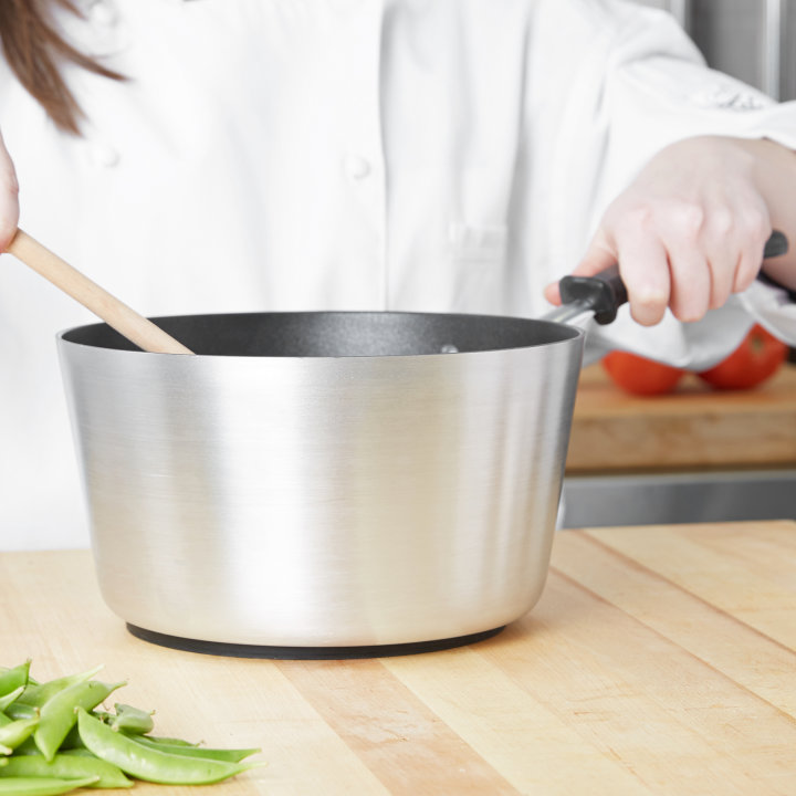 4 ½-quart Wear-Ever® tapered aluminum saucepan in Steel Coat x3™ nonstick coating with silicone TriVent™ handle