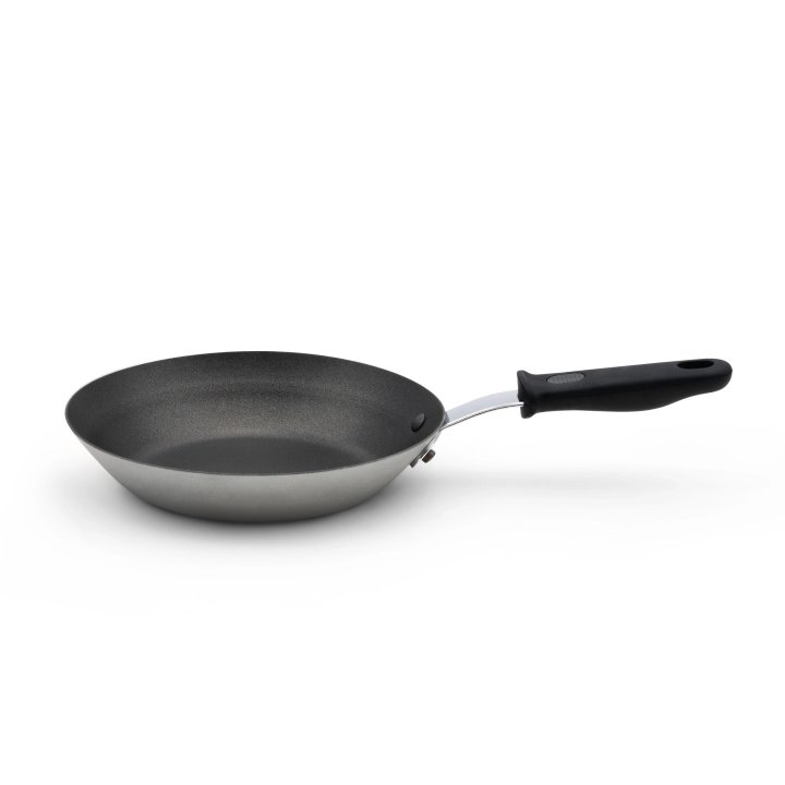 9 ⅜-inch carbon steel induction fry pan with SteelCoat x3™ nonstick coating and silicone handle