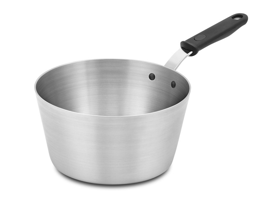 5 ½-quart Wear-Ever® tapered aluminum saucepan with natural finish and silicone handle