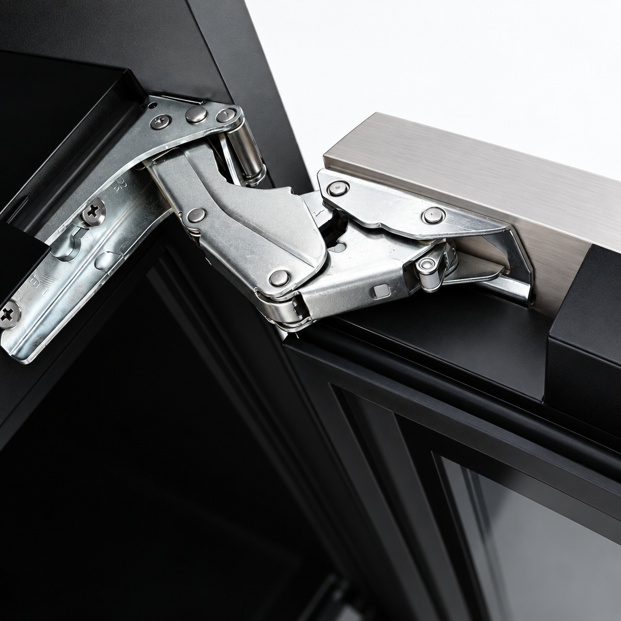 ARTICULATING HINGE